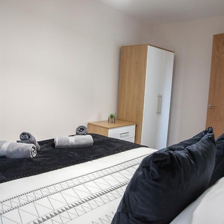 Modern 2Bd Apartment In Manchester City Buitenkant foto