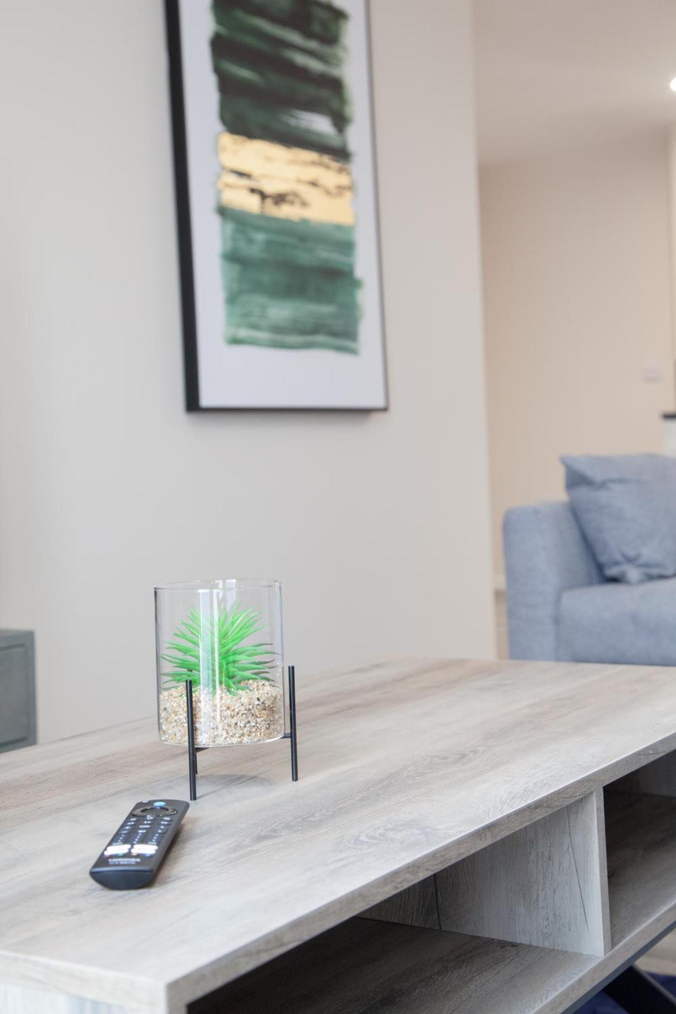 Modern 2Bd Apartment In Manchester City Buitenkant foto
