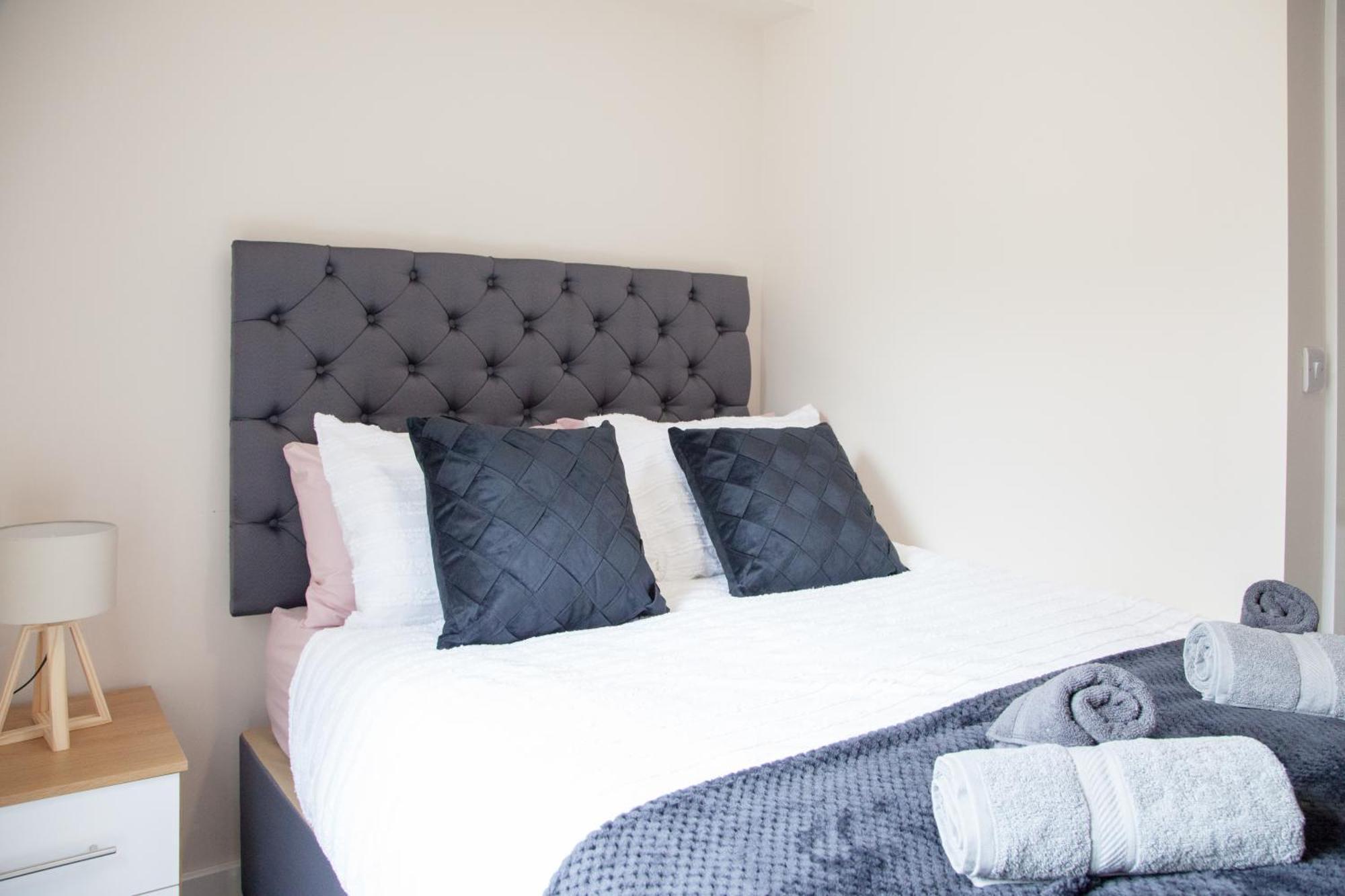 Modern 2Bd Apartment In Manchester City Buitenkant foto